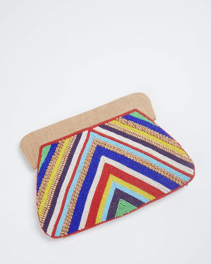 Front of a size O/S Vee Handmade Beaded Clutch Bag in Multi in Multi by ETHNiQUE. | dia_product_style_image_id:330796